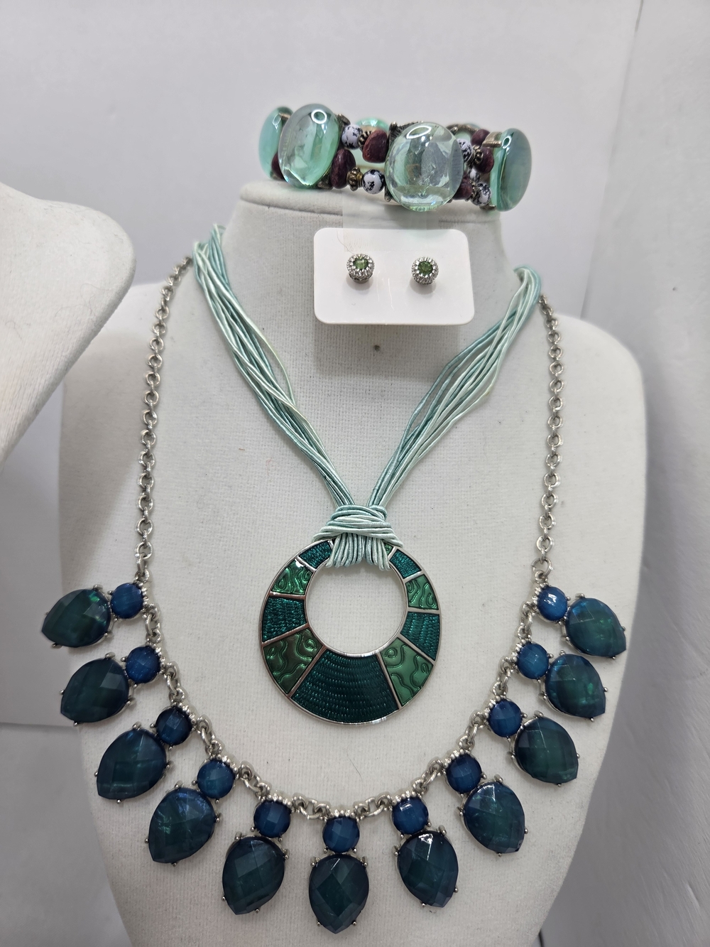 HUGE 49pc Vintage & Modern Jewelry Lot CHICO'S LOFT BR LIA SOPHIA Necklace Earr - Picture 8 of 15
